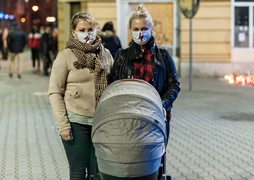 #Piekłokobiet. Policjanci utrudniali protestowanie