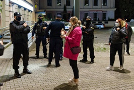#Piekłokobiet. Policjanci utrudniali protestowanie