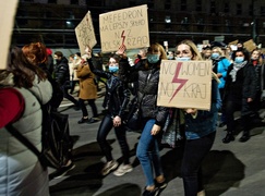 Elblążanie znów wyszli na ulice.\"Solidarność naszą bronią\"
