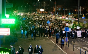Elblążanie znów wyszli na ulice.\"Solidarność naszą bronią\"