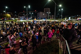 Elblążanie znów wyszli na ulice.\"Solidarność naszą bronią\"