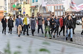 Gastronomia z czarną polewką dla rządu