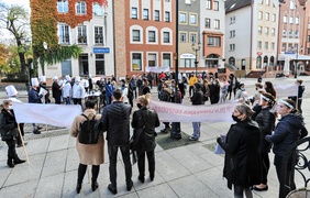 Gastronomia z czarną polewką dla rządu