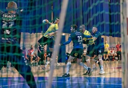 Zacięta walka, rzuty karne i przegrana KPR