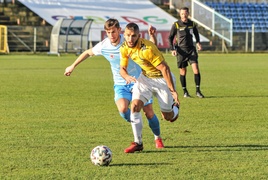 Punkty są żółto-biało-niebieskie