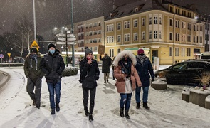 „Nie przyjmuję mandatu”. Zimowy spacer Elbląskiego Strajku Kobiet