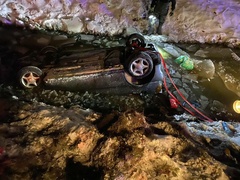 Vw polo dachował do rowu z wodą, zginęła 22-latka  (aktualizacja) 