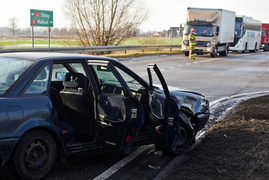 22-latek spowodował wypadek, będąc pod wpływem narkotyków i bez prawa jazdy