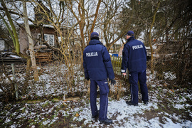 Policja szuka bezdomnych w czasie mrozów. „Przyjmują pomoc bardzo rzadko”