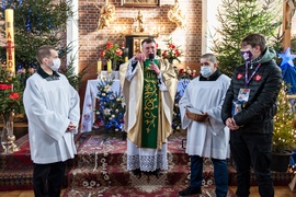 Elbląski duchowny po raz kolejny wsparł WOŚP